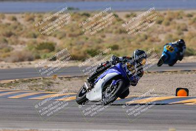 media/Oct-08-2023-CVMA (Sun) [[dbfe88ae3c]]/Race 3 Amateur Supersport Middleweight/